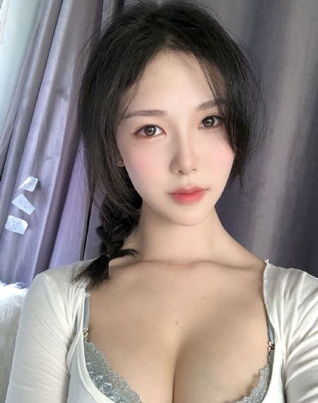 嗯~啊~h_国产剧超清在线观看